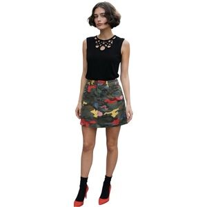 I.N.C. Geometric Laser-Cut Sleeveless Shell in Noir XS